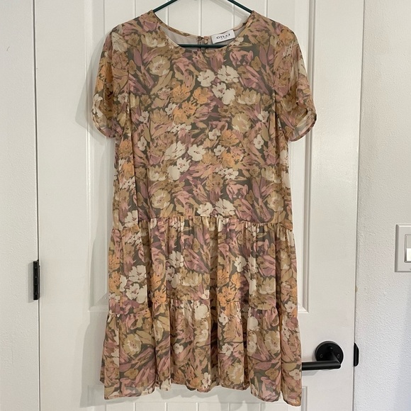 NWT Gilli Short Sleeve Grey-Mauve Floral Prints Dress - Picture 1 of 5
